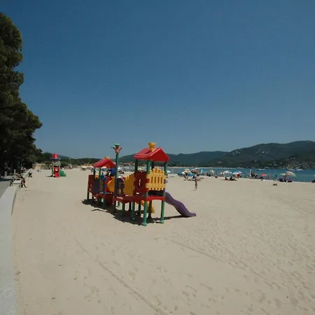 Apartamento Bouganville 2 *